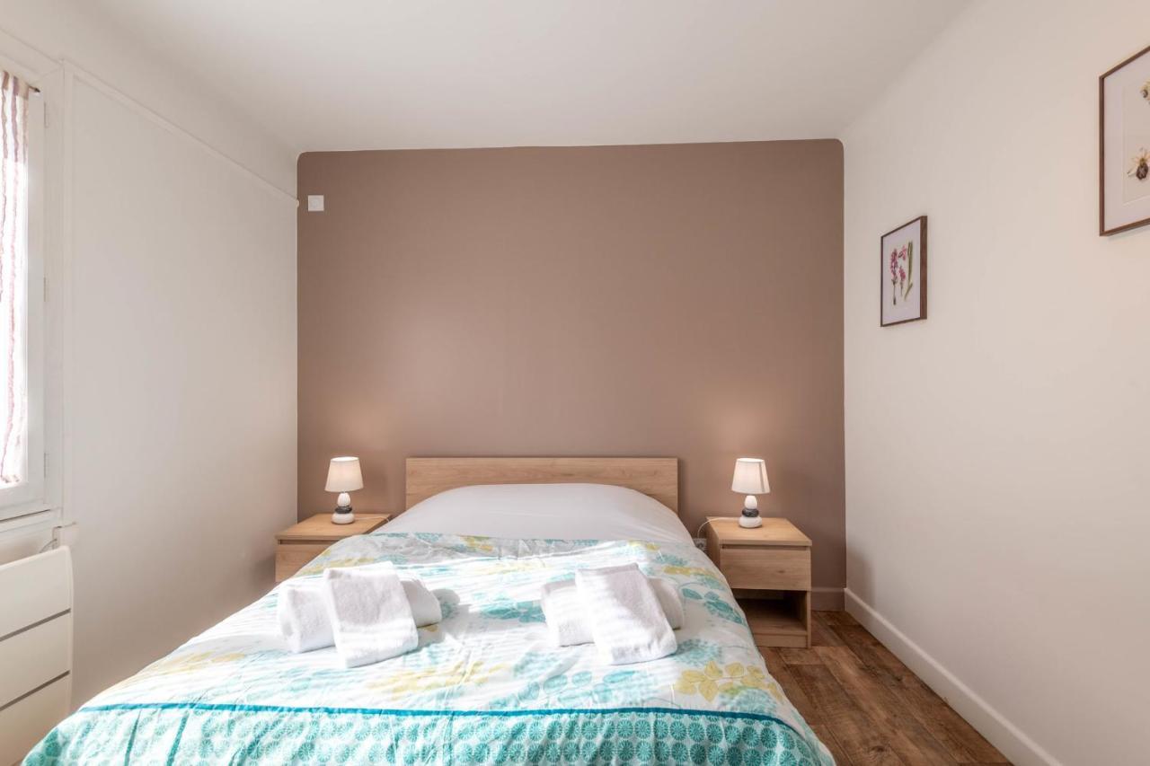 Ideally Located Furnished Townhouse With 3 Bedrooms Parking & Garden Annecy Exterior photo