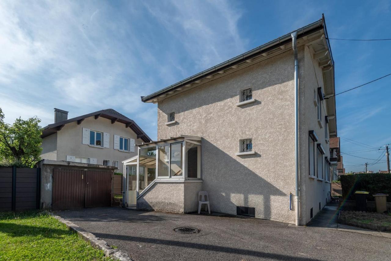 Ideally Located Furnished Townhouse With 3 Bedrooms Parking & Garden Annecy Exterior photo